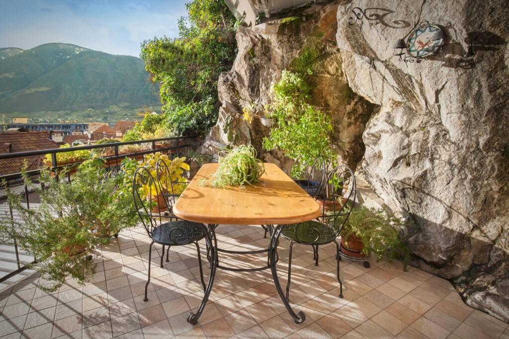 Casa Al Duomo-Nel Cuore Storico Di Merano Exteriör bild